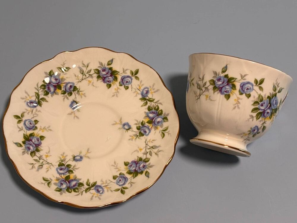 Aynsley Bone China Marine Rose #2872 Cup and Saucer White Blue Floral